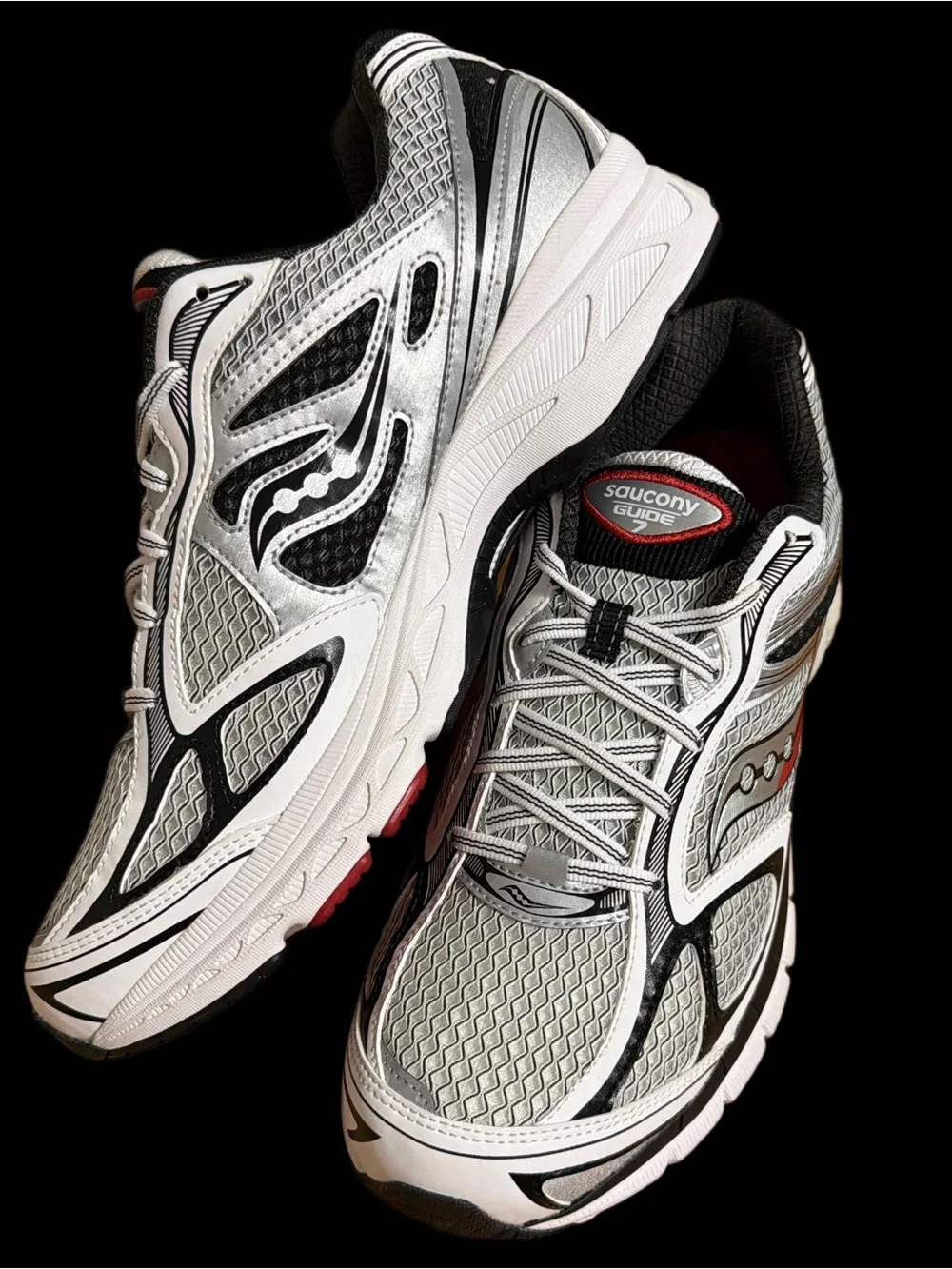 Saucony GUIDE 7 men’s size 11 athletic Lifestyle shoes **NEW**